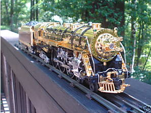 LIONEL TRAINS RARE GOLD 700E HUDSON ENGINE SET CASE+BOX