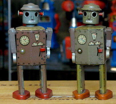 Atomic Robot Man tin toy robot from japan windup toy