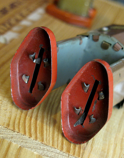 Atomic Robot Man tin toy robot from japan windup toy