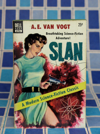 Jet-Zoom Ray Gun, by Tigrett from the 1950s book