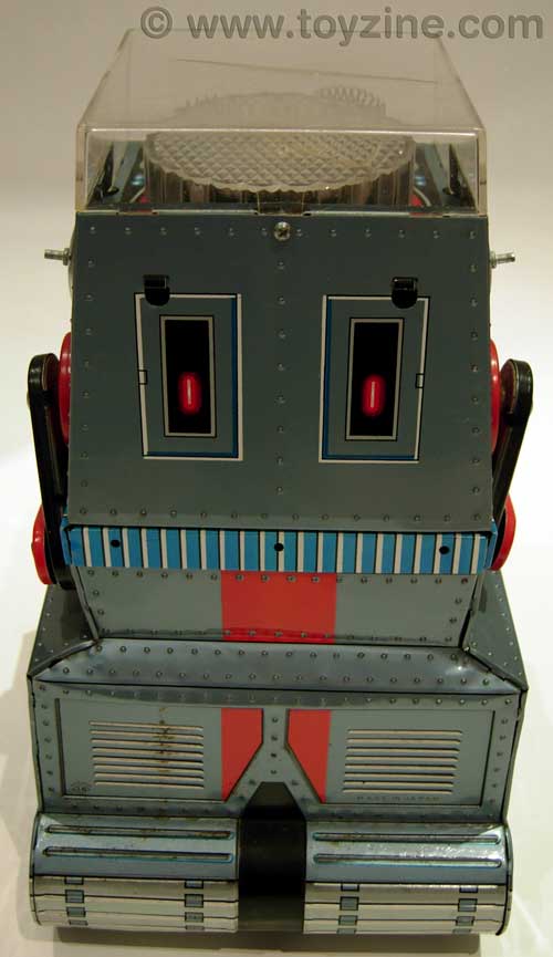 Robotank R1 - Tin - Japan - Nomura - !960's, battery operated tin toy robot