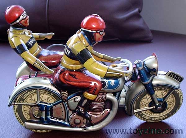TCO SILVER RACER tin toy
